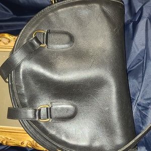 Vintage Coach Bag, 11"w 8 1/2"h, two short handles a 1 long shoulder strap.